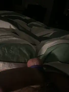 Snapshot of BennoBigD chatting on February 9, 2025, 1:11 am BennoBigD online show from February 9, 2025, 1:11 am