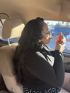 Snapshot of CarmelaAnthony chatting on December 2, 2025, 4:09 pm CarmelaAnthony online show from December 2, 2025, 4:09 pm