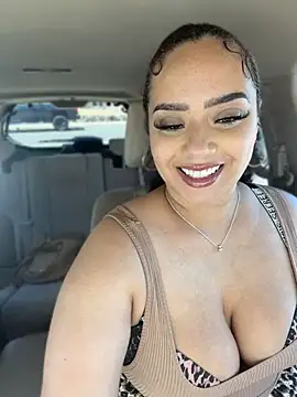 Snapshot of CarmelaAnthony chatting on June 17, 2026, 8:41 pm CarmelaAnthony online show from June 17, 2026, 8:41 pm