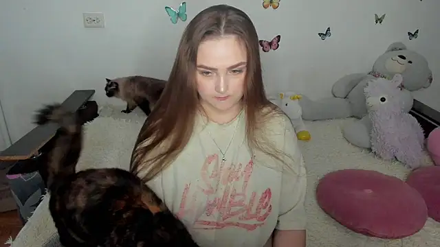 NataliEvans online show from April 20, 2026, 7:59 pm