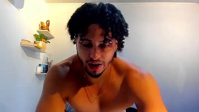 Kris Khalifa69 online show from May 20, 2026, 1:02 am