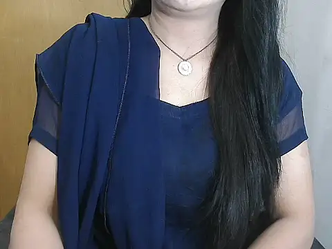 Snapshot of Chanchal--Navya chatting on November 14, 2025, 6:11 pm Chanchal--Navya online show from November 14, 2025, 6:11 pm