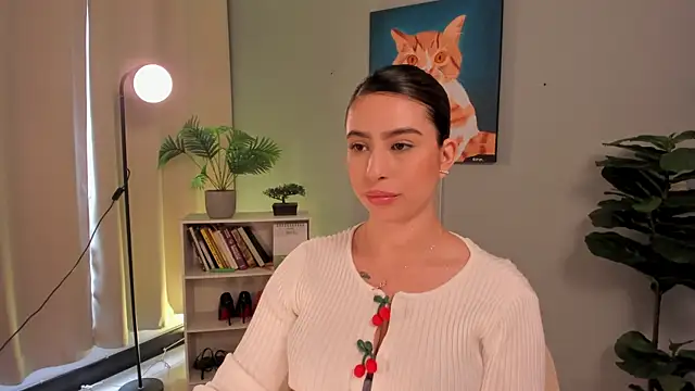LiaPearce online show from May 22, 2026, 2:15 pm