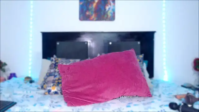 Snapshot of AdaraLink chatting on November 21, 2025, 3:44 pm AdaraLink online show from November 21, 2025, 3:44 pm