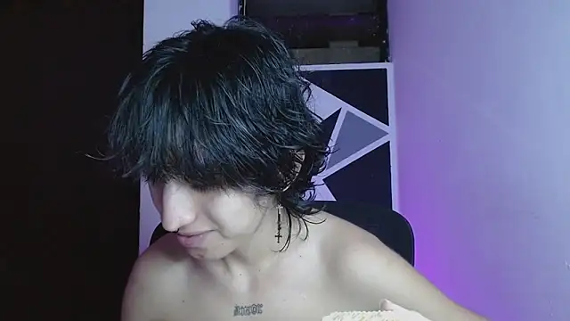 littlextreme online show from April 10, 2026, 3:24 am