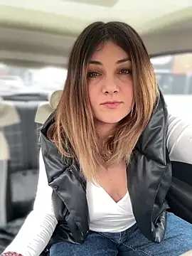 DaisyVibesss online show from March 21, 2025, 11:33 am