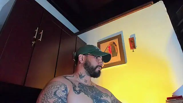 CamiloGray  online show from May 20, 2026, 2:58 pm