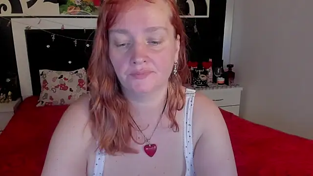 Snapshot of SinFulTitsDD chatting on January 19, 2025, 8:41 pm SinFulTitsDD online show from January 19, 2025, 8:41 pm