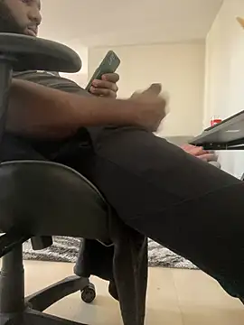 Snapshot of waakenda chatting on December 27, 2024, 10:55 am waakenda online show from December 27, 2024, 10:55 am