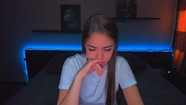 AlexaBarkley online show from April 17, 2026, 12:46 am