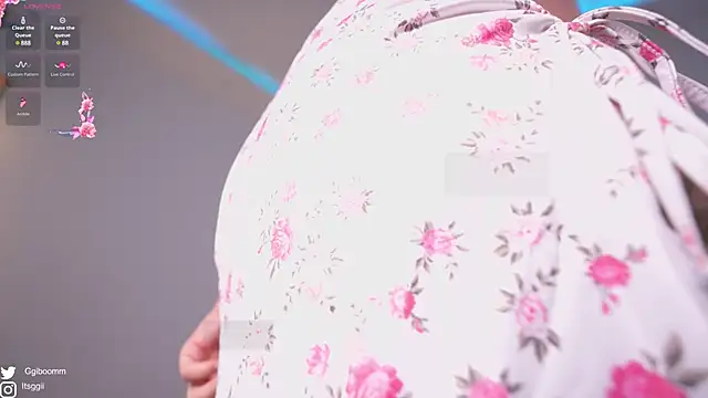 Snapshot of Gigi_ohlala chatting on January 14, 2025, 1:36 am Gigi ohlala online show from January 14, 2025, 1:36 am