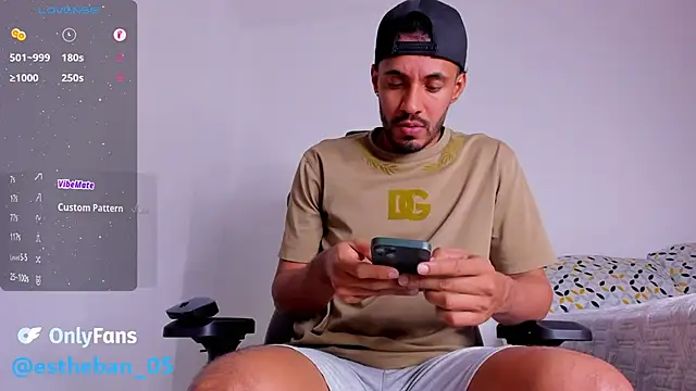 Snapshot of steven_smith05 chatting on September 21, 2025, 4:28 am steven smith05 online show from September 21, 2025, 4:28 am