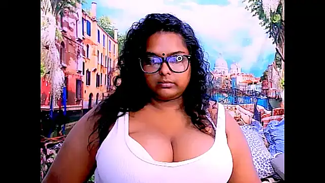 Indianfairy99 online show from May 13, 2026, 5:42 pm
