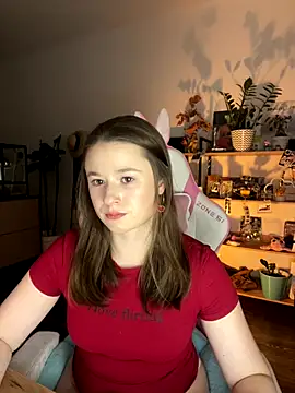 Snapshot of sweetest_pie chatting on October 25, 2025, 8:53 pm sweetest pie online show from October 25, 2025, 8:53 pm