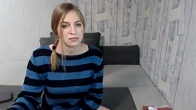 Pilly green  online show from March 14, 2025, 5:59 am