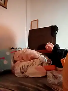 vice0818 online show from February 6, 2025, 2:22 am