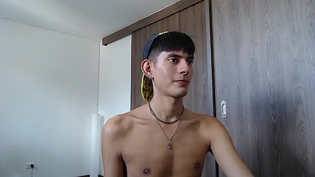 imdavo23 online show from December 5, 2024, 7:11 pm