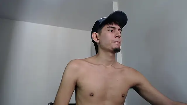 imdavo23 online show from October 1, 2025, 5:06 pm