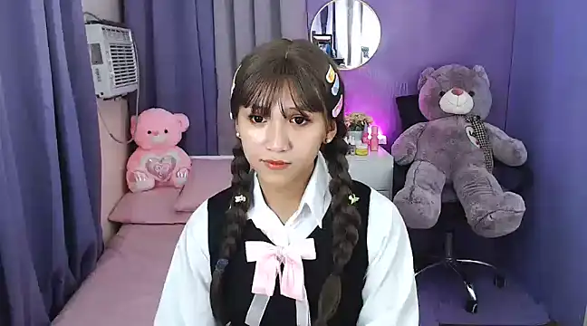 urlovelyfreya online show from February 18, 2025, 7:19 pm