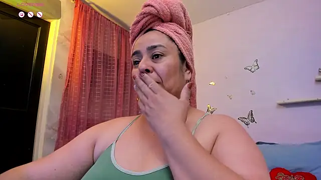 agathaxxx-69 online show from February 26, 2026, 7:25 pm