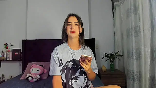 Snapshot of AndreaStivens chatting on October 2, 2025, 10:29 am AndreaStivens online show from October 2, 2025, 10:29 am