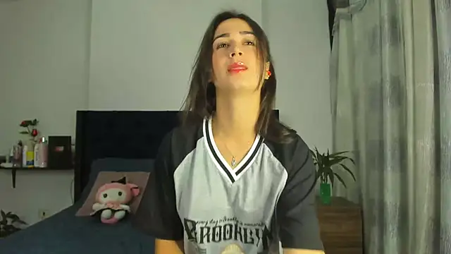 Snapshot of AndreaStivens chatting on September 16, 2025, 8:26 am AndreaStivens online show from September 16, 2025, 8:26 am