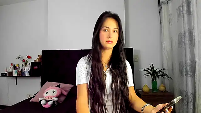 Snapshot of AndreaStivens chatting on February 2, 2026, 10:03 am AndreaStivens online show from February 2, 2026, 10:03 am