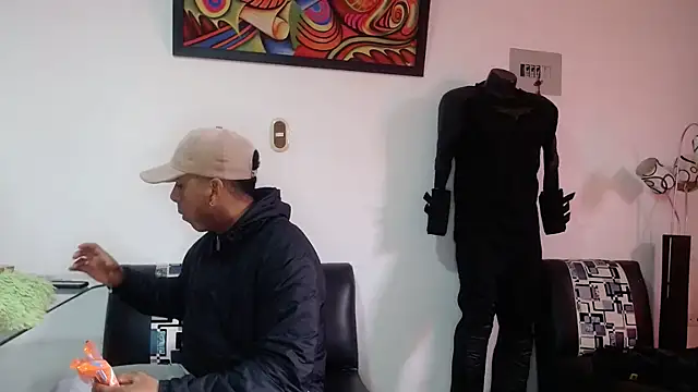 Snapshot of Black_hot266 chatting on December 5, 2025, 1:53 pm Black hot266 online show from December 5, 2025, 1:53 pm