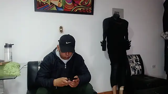 Snapshot of Black_hot266 chatting on October 25, 2025, 1:56 pm Black hot266 online show from October 25, 2025, 1:56 pm