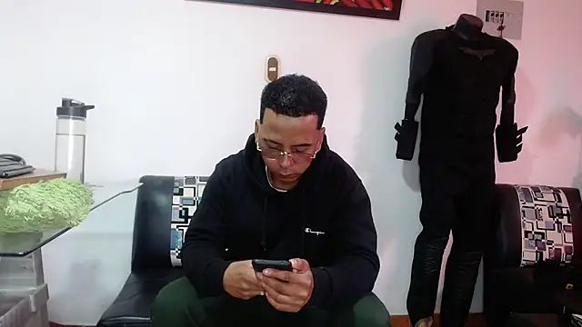 Snapshot of Black_hot266 chatting on November 27, 2025, 2:06 pm Black hot266 online show from November 27, 2025, 2:06 pm