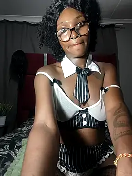 Snapshot of HoneyDropsX chatting on March 2, 2025, 8:35 pm HoneyDropsX online show from March 2, 2025, 8:35 pm