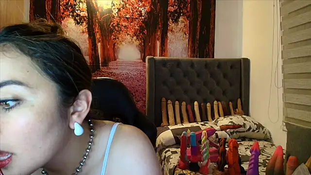 Snapshot of sofia23dirty chatting on March 3, 2026, 10:17 pm sofia23dirty online show from March 3, 2026, 10:17 pm