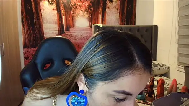 Snapshot of sofia23dirty chatting on February 12, 2026, 10:53 pm sofia23dirty online show from February 12, 2026, 10:53 pm