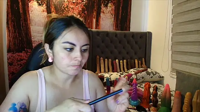 Snapshot of sofia23dirty chatting on February 22, 2026, 5:47 pm sofia23dirty online show from February 22, 2026, 5:47 pm