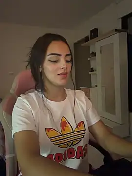 anniehart online show from May 6, 2026, 2:26 am
