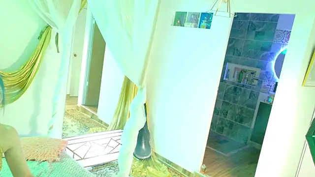 magali 19 online show from October 25, 2025, 9:37 pm