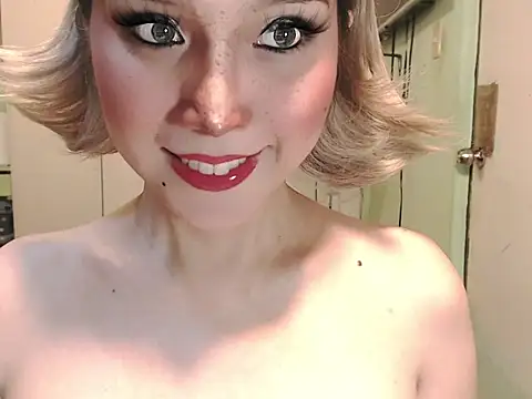 Ezradeliciosa online show from June 3, 2026, 2:12 am