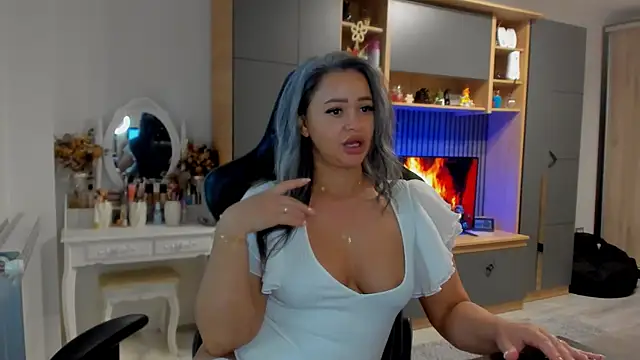 Claire95  online show from March 19, 2026, 5:57 pm