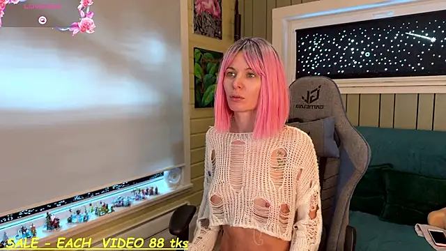 SandyChris online show from February 14, 2026, 6:24 am