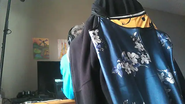 Snapshot of Sandra_Potiche chatting on October 31, 2025, 1:19 pm Sandra Potiche online show from October 31, 2025, 1:19 pm