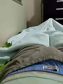 shiiank online show from April 19, 2026, 3:40 am