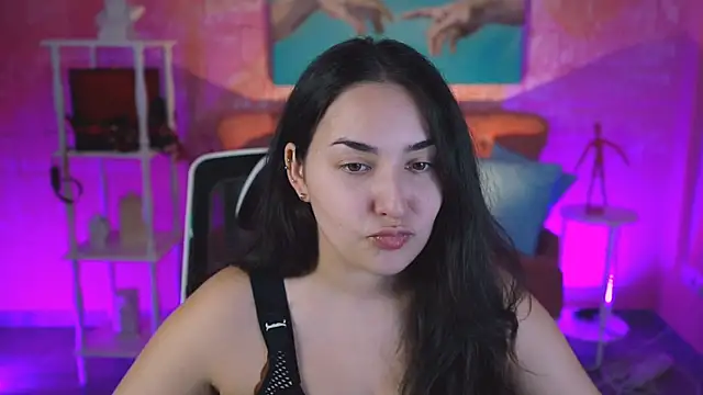 CeceliaJohnson online show from November 18, 2025, 8:17 am