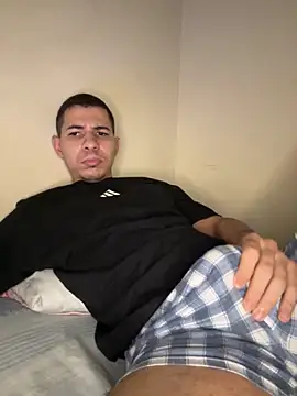 Snapshot of steven_clain chatting on November 4, 2025, 12:14 am steven clain online show from November 4, 2025, 12:14 am