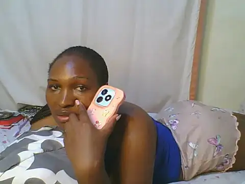 cute lavenda online show from April 18, 2026, 10:06 am