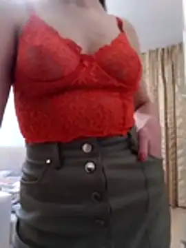 baby sweet girl  online show from March 26, 2026, 9:13 pm