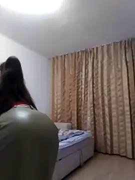 baby sweet girl  online show from March 12, 2026, 9:41 pm