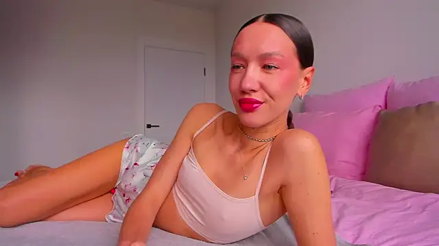 Snapshot of bestfootfetish chatting on June 15, 2026, 8:25 am bestfootfetish online show from June 15, 2026, 8:25 am