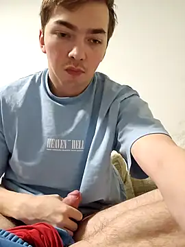 BigJuicy18cm online show from February 10, 2025, 4:47 pm