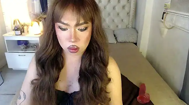 Snapshot of RebecaNextToYou chatting on January 28, 2025, 8:26 pm RebecaNextToYou online show from January 28, 2025, 8:26 pm