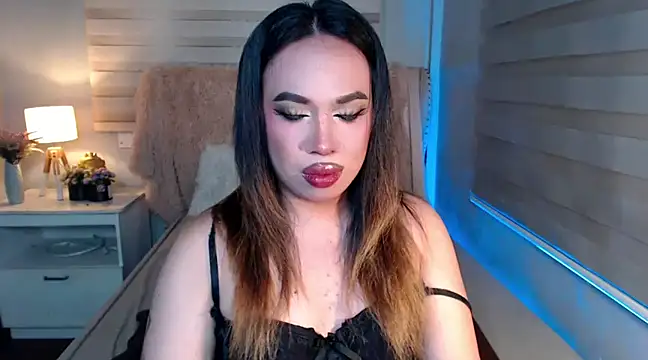 Snapshot of RebecaNextToYou chatting on February 26, 2025, 7:32 pm RebecaNextToYou online show from February 26, 2025, 7:32 pm